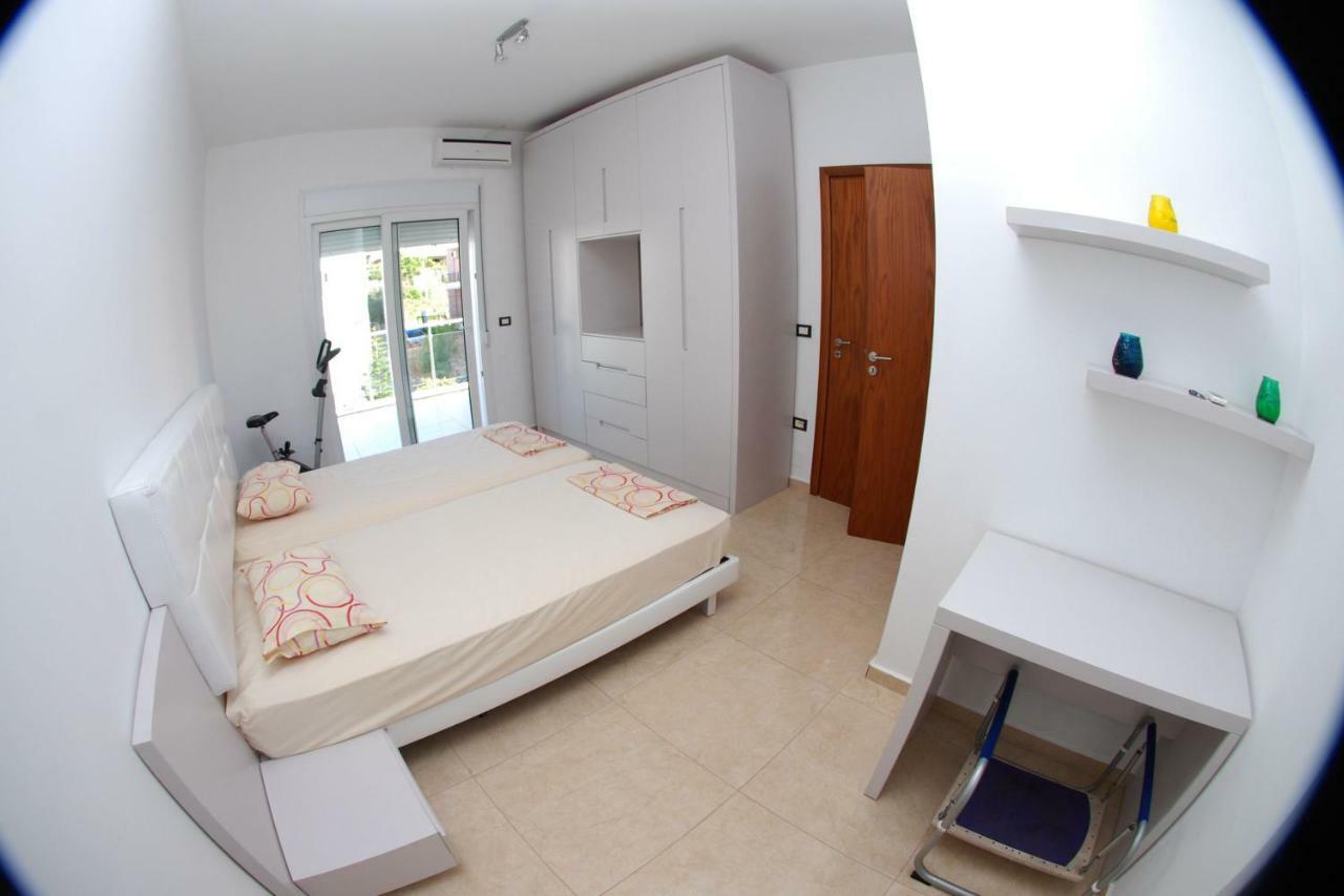 Azzura Flats Apartment ซารานเดอ ภายนอก รูปภาพ